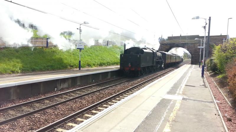 45407 & 44871 @ Stoneybank 28/4/13. pic 2: Black 5s passing Stoneybank heading south. Photo of 45407 & 44871 @ Stoneybank 28/4/13. pic 2
