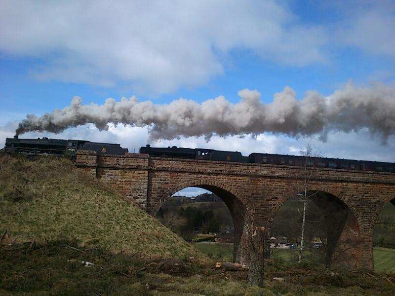 2 Black 5s on Clava viaduct, Inverness 27 April 2013 : Photo of 2 Black 5s on Clava viaduct, Inverness 27 April 2013