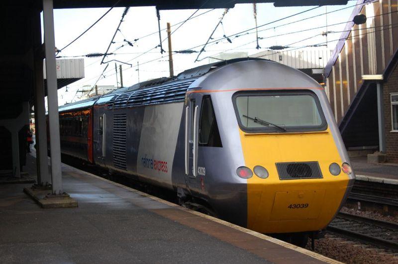 43039_1A55_Haymarket_2ndMar08_A.jpg: 43039 in Nat Ex livery as it leaves Haymarket on the rear of 1A55 0910 Edinburgh to Aberdeen 2nd March 2008 Photo of 43039_1A55_Haymarket_2ndMar08_A.jpg