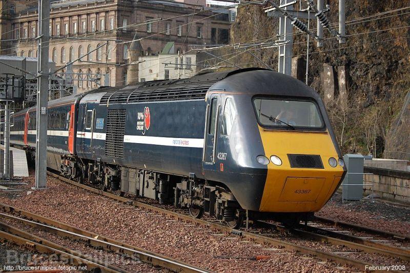 43367_1E18_Edinburgh_3rdFeb08_A.jpg: 43367 leaves Edinburgh with 1E18 1142 Aberdeen to London King's Cross 3rd Feb 08 Photo of 43367_1E18_Edinburgh_3rdFeb08_A.jpg