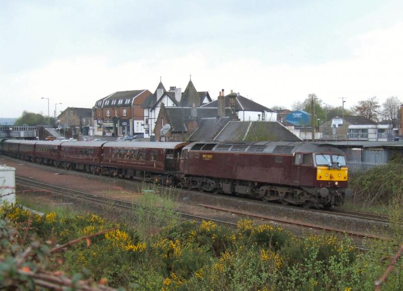 47237 passes Larbert with 5Z73 Craigentinny-Plockton: 47237 passes Larbert with 5Z73 Craigentinny-Plockton Photo of 47237 passes Larbert with 5Z73 Craigentinny-Plockton