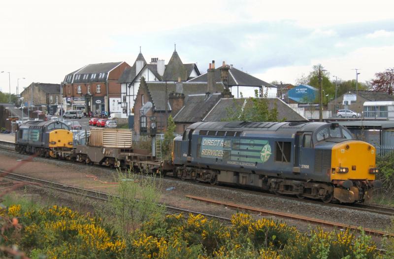 37608/602 enter Larbert North DGL with 6S99 Carlisle - Georgemas Jct.: 37608/602 enter Larbert North DGL with 6S99 Carlisle - Georgemas Jct. Photo of 37608/602 enter Larbert North DGL with 6S99 Carlisle - Georgemas Jct.