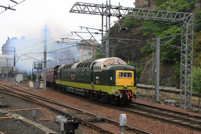 D9009 on (5)4Z61: D9009 on (5)4Z61 leaving a blue haze over Platform 2 Waverley on the 15.59 Edinburgh to Millerhill on 11/06/2013. Strange that the Heritage diesel is over 40 years older than the steam engine at the other end. Photo of D9009 on (5)4Z61