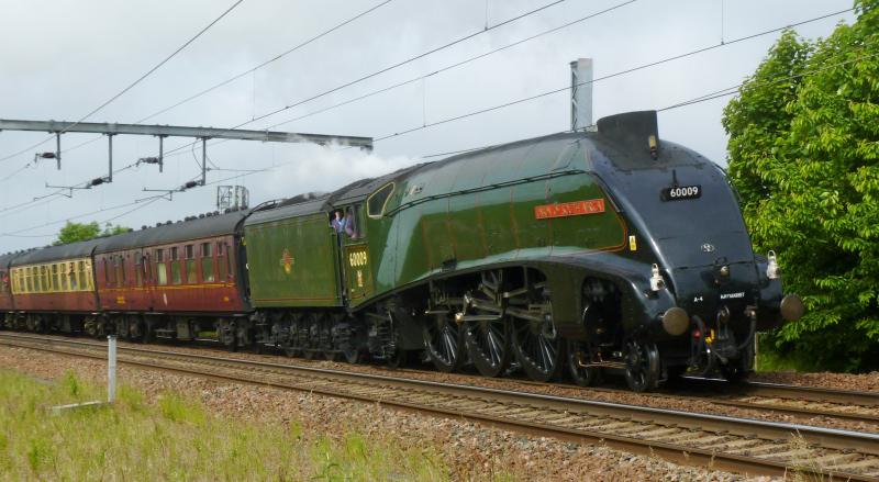 60009 Union of South Africa at Prestonpans: 60009 on the curve at Prestonpans coming off the diversion with the Cathedrals Express returning to London 17 June 2013 Photo of 60009 Union of South Africa at Prestonpans