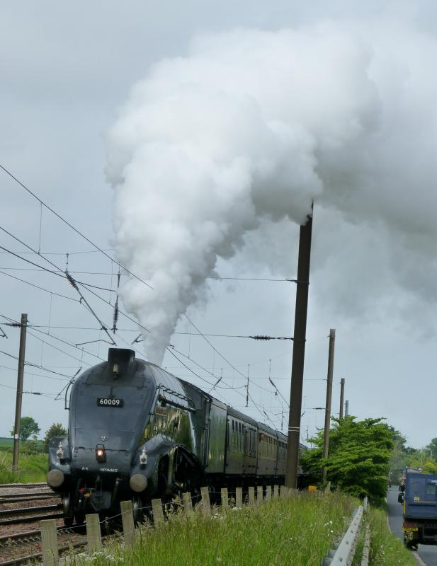 60009 blows off at Drem: 60009 brews up preparing to leave Drem loop with the late-running Cathedrals Express 17 June 2013 Photo of 60009 blows off at Drem