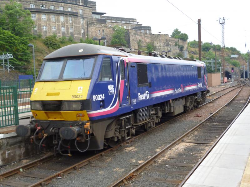 90024: Edinburgh 18th june 2013 Photo of 90024
