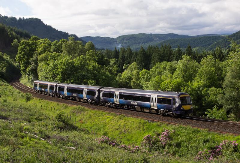 ScotRail 170: 170434 in Birnam Wood with the 15.50 Inverness - Edinburgh service (15/06/13) Photo of ScotRail 170