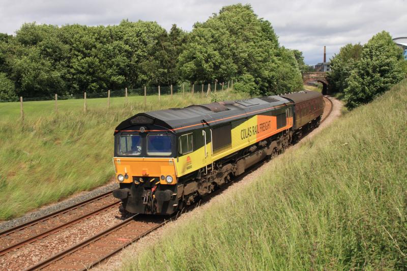 5Z66: 66850 on 5Z66 1345 Craigentinny T.&R.S.M.D to Bo'ness Jn Exchange Sdg passing Peffermill Playing fields on 30/30/2013 Photo of 5Z66