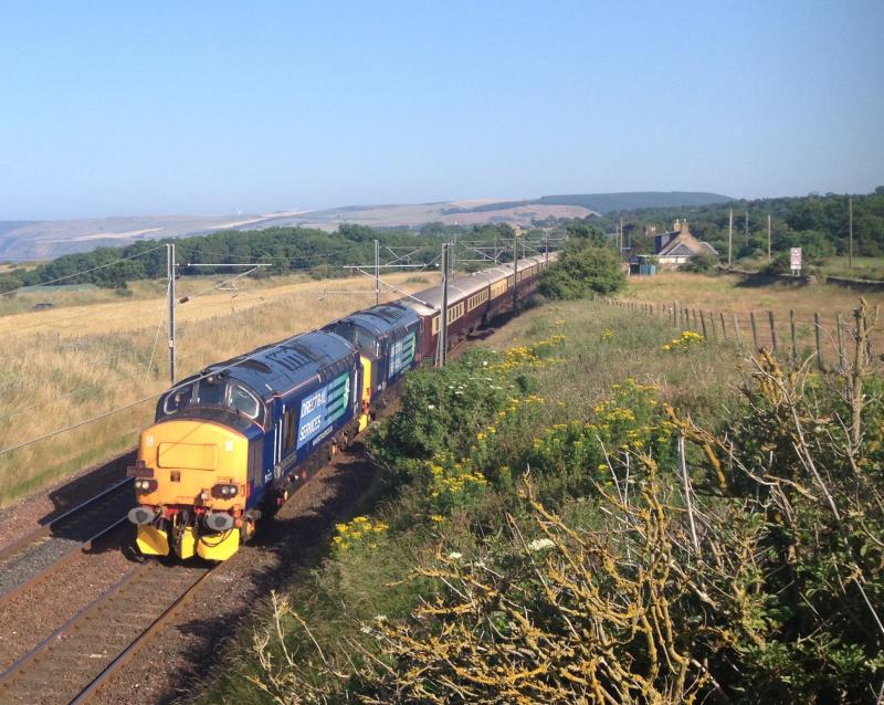 37423 37409 19/07/13 Northern Belle Innerwick: Photo of 37423 37409 19/07/13 Northern Belle Innerwick