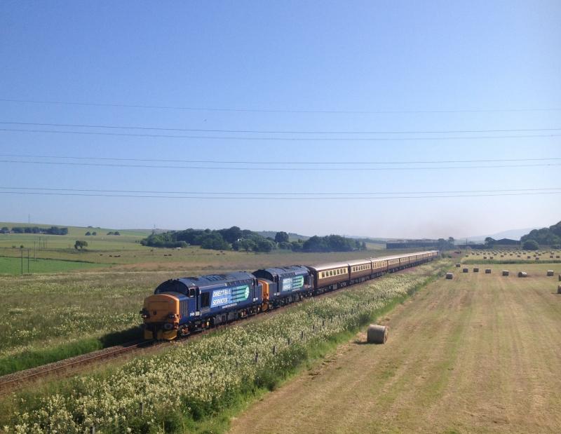 37423 37409 20/07/13 Northern Belle departing Keith: Photo of 37423 37409 20/07/13 Northern Belle departing Keith
