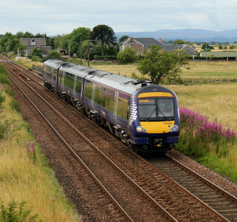 170430 - 31/08/2013: Taken while waiting for 1Z90 to Dundee Photo of 170430 - 31/08/2013