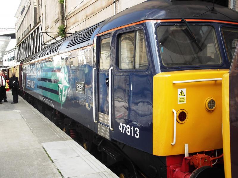 47813 on 1Z68 at Waverley: 47813 on 1Z68 at platform 8 in Waverley. Taken on 3rd August 2013. London Kings Cross to Leuchars Northern Belle. Photo of 47813 on 1Z68 at Waverley