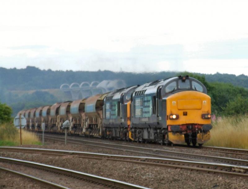 37218 & 423 pass Larbert Jn. with 6Z51 for Strathcarron.: 37218 & 423 pass Larbert Jn. with 6Z51 for Strathcarron. Photo of 37218 & 423 pass Larbert Jn. with 6Z51 for Strathcarron.