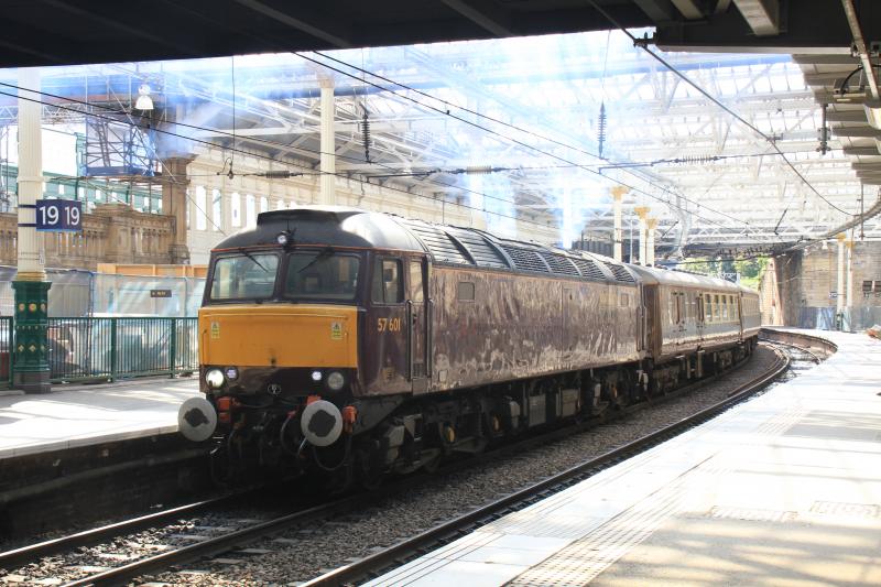 57601 after the air clears: 57601 on the rear of 1Z62 06.10 London Euston to Edinburgh Waverley. Platform 19 after the air has cleared a bit on 16/08/2013 Photo of 57601 after the air clears