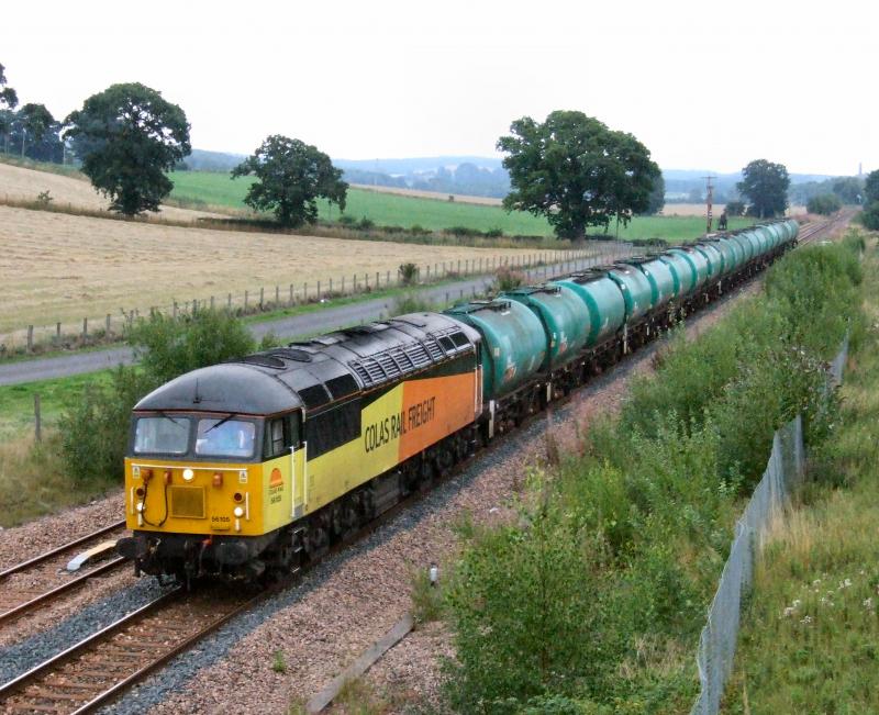 Photo of 56105 passes Alloa Loop with 6N72 for Grangemouth.