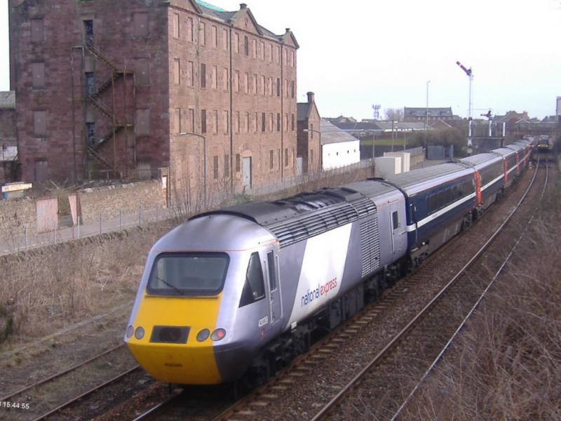 Class 43.jpg: 43 039 at the rear of an Abdn-King's Cross train passing Arbroath Photo of Class 43.jpg