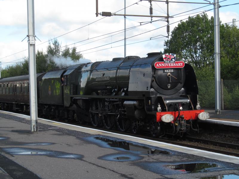 46233 in Coatbridge Central: 46233 Duchess Of Sutherland arriving into Coatbridge Central. 7/9/2013 Photo of 46233 in Coatbridge Central
