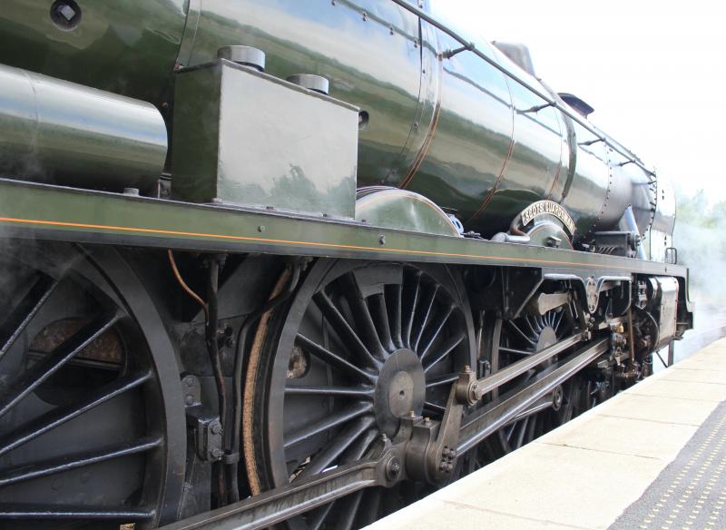 46115 Scots Guardsman at Perth: Photo of 46115 Scots Guardsman at Perth