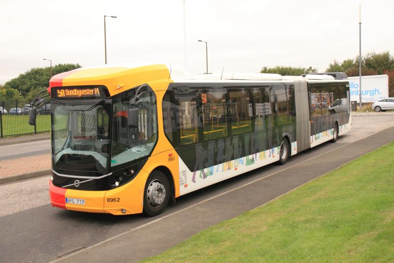Bendybus at marine Gardens: Volvo Bendybus on service 5A Sundbyvester Pl at marine gardens on 23/09/2013. Not much use as a demonstrator as the doors are on the wrong side. Photo of Bendybus at marine Gardens