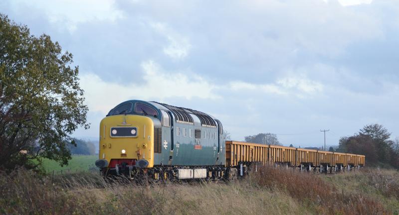 Floors Farm freight: 55022 on 6Z56 Kimarnock to Mossend near Floors Farm, between Kilmaurs and Stewarton, on Nov 12t 2013 Photo of Floors Farm freight