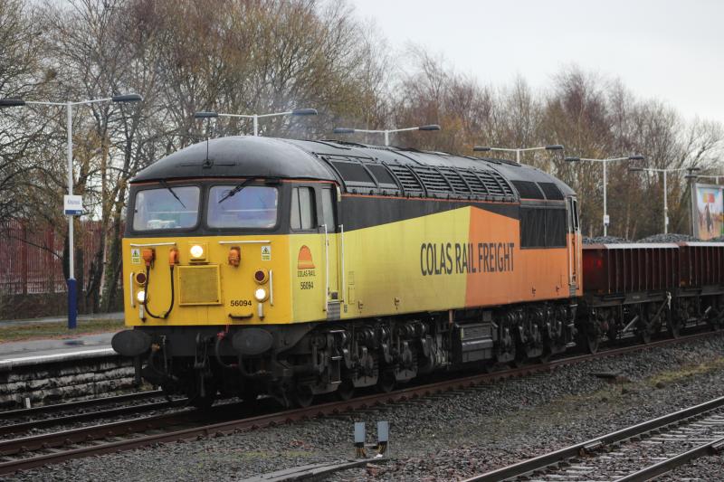 0Y82 at Killie: 56094 sitting detached from the back of 6Y82 ready to leave killie on 0Y82 Photo of 0Y82 at Killie
