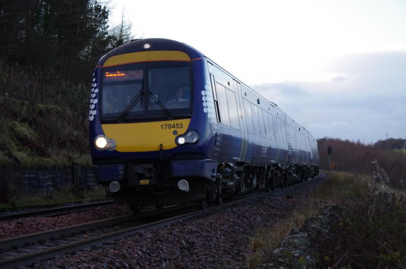 170453: 170453, Manuel Jct. 16Dec13 Photo of 170453