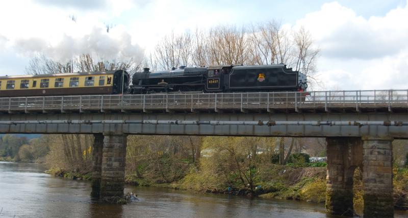 45407: 45407 runs tender first across the Tay at Perth 13/04/08 Photo of 45407
