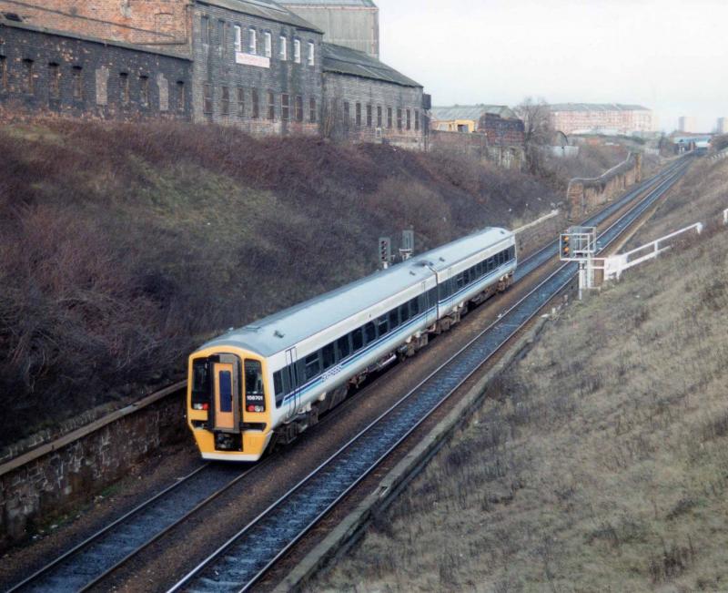 158701 on 2Z53 10/01/90 : 158701 Climbs the Cowlairs Incline at Pinkston Road on 2Z53 1st day test run on its way to Edinburgh Photo of 158701 on 2Z53 10/01/90