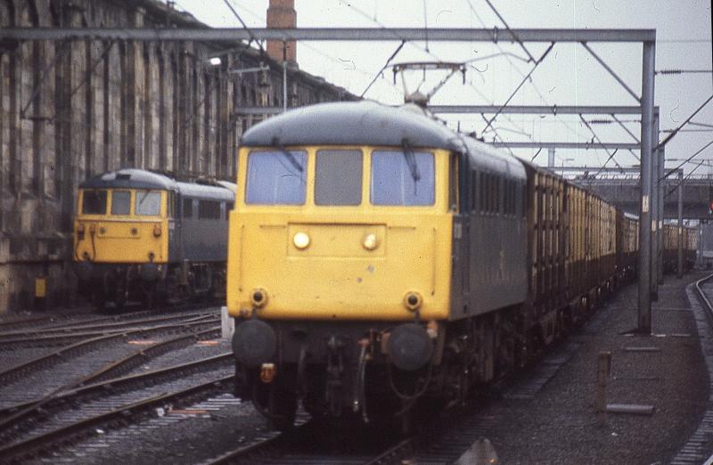 A load of manure?: 81019 on 6M93 Mossend to Severn Tunnel Jct UKF fertiliser train on 22nd March 1986 Photo of A load of manure?