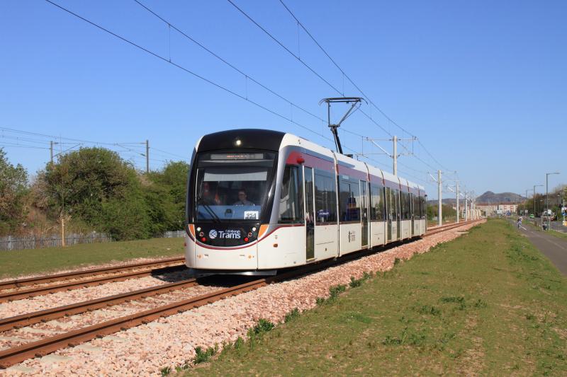 Tram 258: Tram 258 westbound between Bankhead & Edinburgh Park on 19/04/2014 Photo of Tram 258