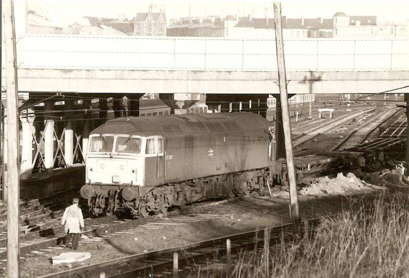 Gushetfaulds: 47200 prepares to leave Gushetfaulds FLT 5/4/86 Photo of Gushetfaulds