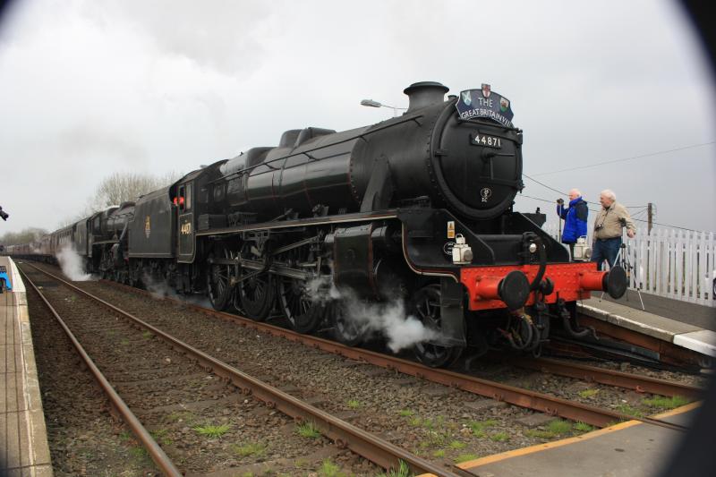 Barrhill: The two black fives passing through Barrhill Photo of Barrhill