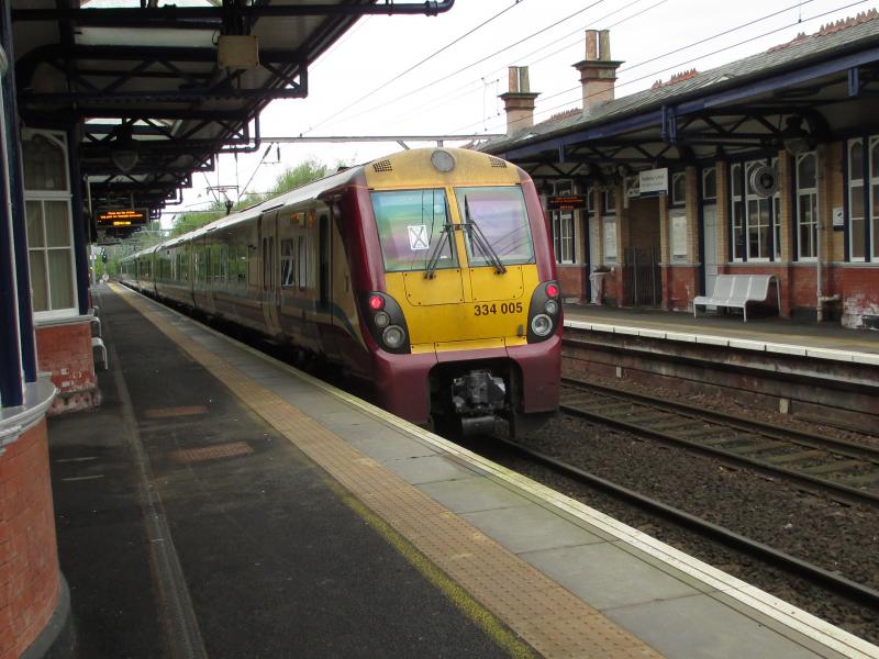 334005 SPT livery: Class 334005 still in SPT livery leaving Dumbarton Central for helensburgh Central on 5 May 2014 Photo of 334005 SPT livery