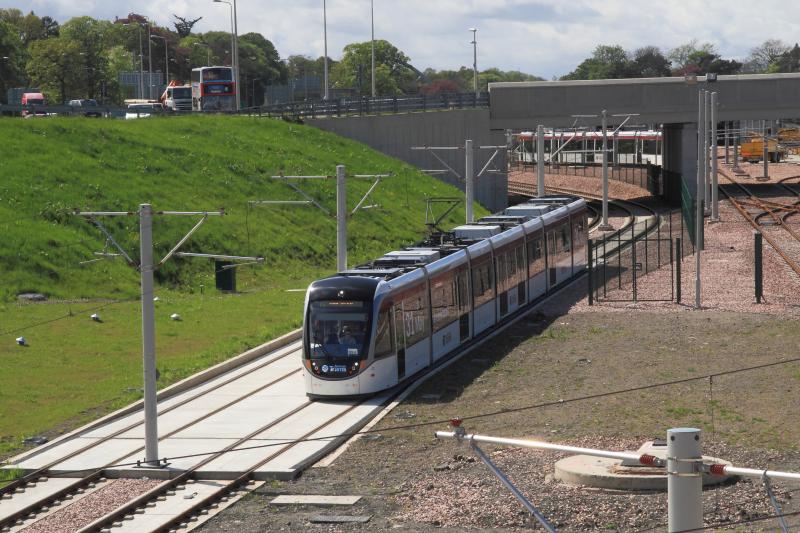 Tram 275: Tram 275 passing the the site of the Edinburgh Gateway station on 09/05/2014 before construction. Photo of Tram 275