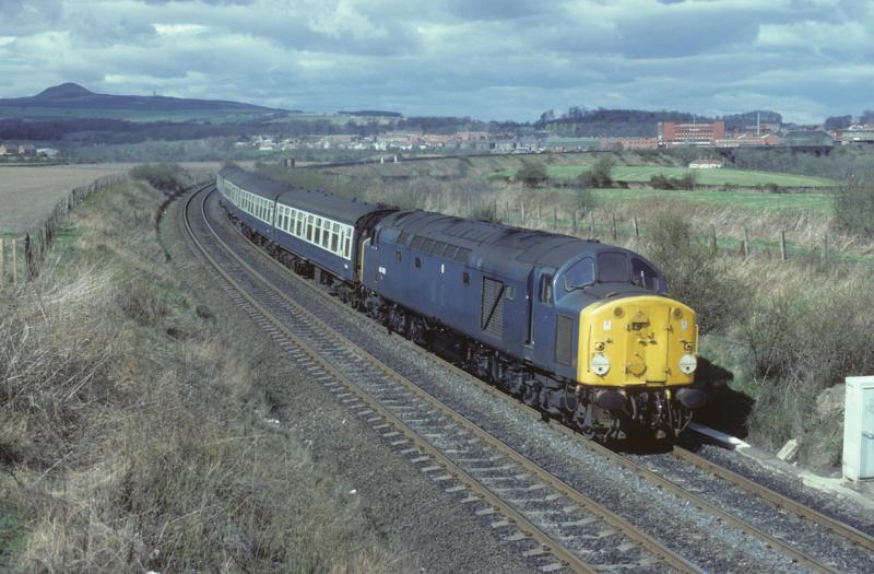 40 on the stoppers: 40050 leads the 13.20 Dundee to Edinburgh service away from Markinch. 12th April 1982 Photo of 40 on the stoppers