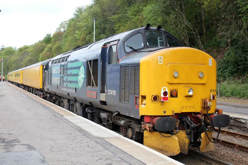 1Q13 Inverness - Craigentinny - Test Train: 37419 pushing 1Q13 Inverness - Craigentinny - Dunkeld & Birnam Photo of 1Q13 Inverness - Craigentinny - Test Train