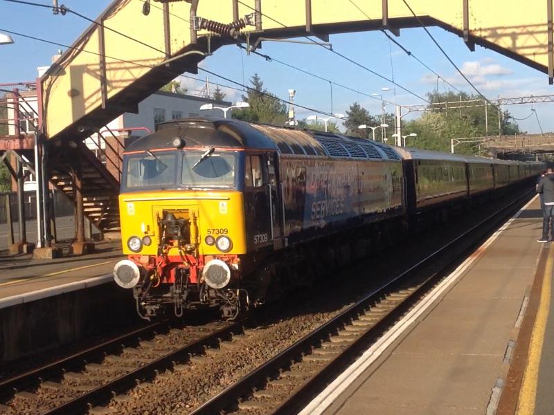 Northern Belle: 57309 brings up the rear of 1Z61 Helensburgh Upper - Darlington Northern Belle. 47828 leading. Photo of Northern Belle