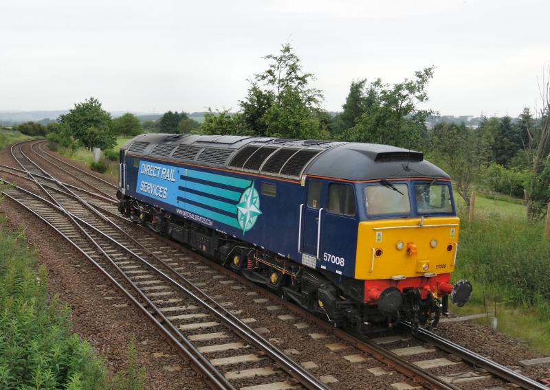 Photo of 57008 passes Carmuirs East with 0Z57 for Grangemouth.