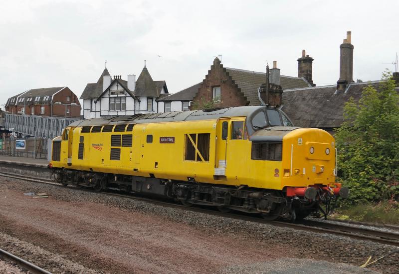 97304 passes Larbert with 0Z03 for Inverness.: 97304 passes Larbert with 0Z03 for Inverness. Photo of 97304 passes Larbert with 0Z03 for Inverness.