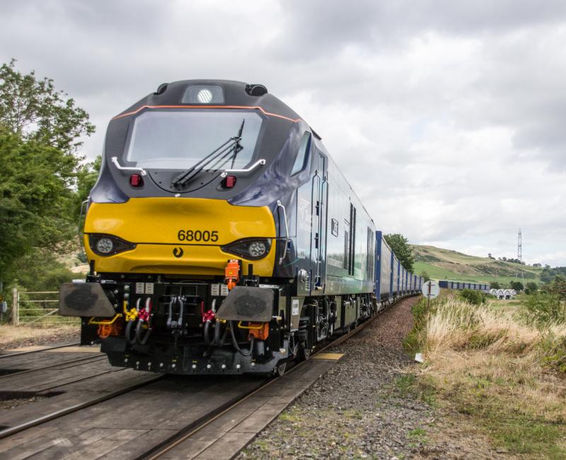 68005: 68005 heads south at Forgandenny. 30/07/14 Photo of 68005