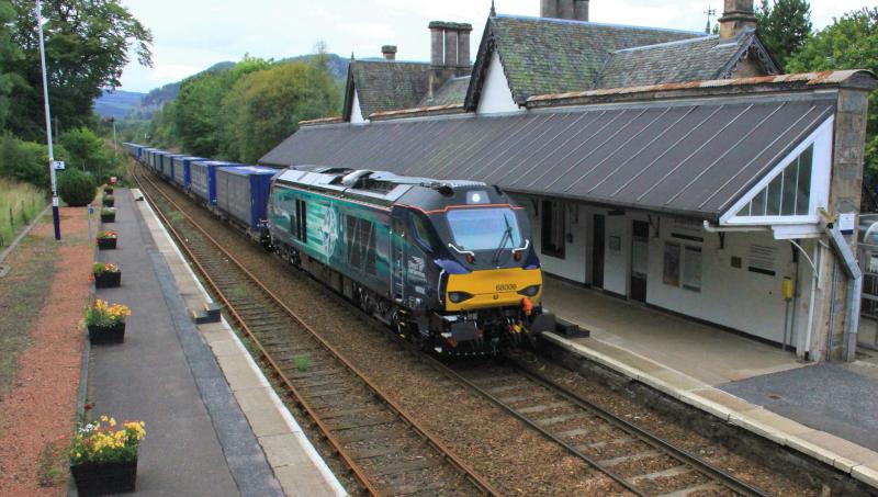 4D47 - Loco 68006 - Dunkeld & Birnam: Photo of 4D47 - Loco 68006 - Dunkeld & Birnam