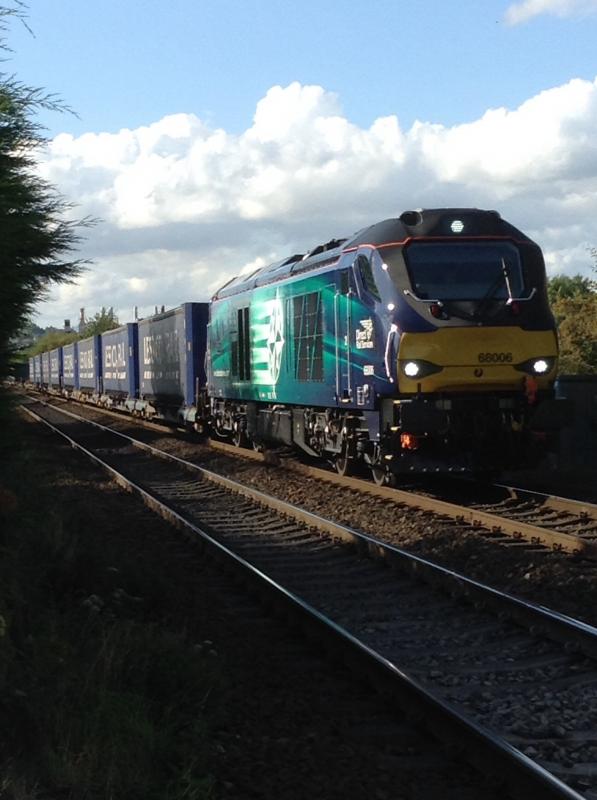 image.jpg: Class 68 68006 passing Stirling at 5.14 today Photo of image.jpg