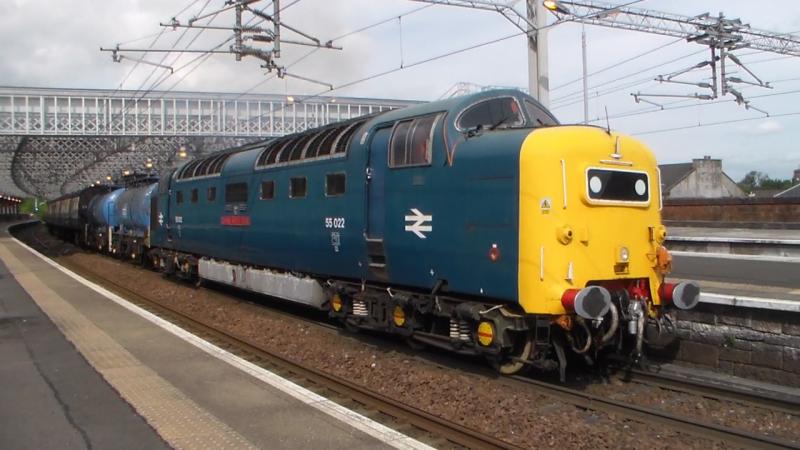 Deltic through Paisley: 55022 puts the power back on after a signal check at Paisley Gilmour Street working a Kilmarnock - Yoker with translators and barriers Photo of Deltic through Paisley