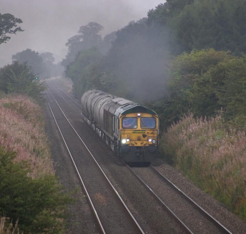 66622: 66622 adds to the smog at Forgandenny. 10/09/14 Photo of 66622