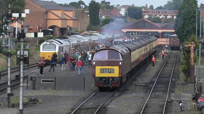 chilton uk railtours and western d1015 at kidderminster svr : view of kiddermister station (svr) 6th sept 2014 Photo of chilton uk railtours and western d1015 at kidderminster svr