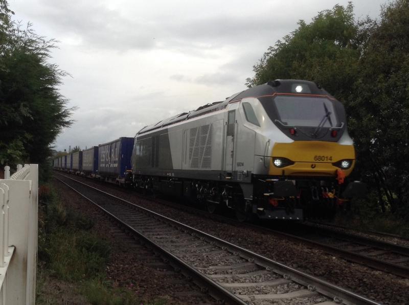 Class 68: Class 68 68014 passing Stirling at 5.14 on 23/09/2014 Photo of Class 68