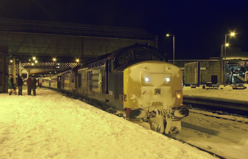 37667 on Highland Chieftain! January 2010: 3rd January 2010 and what a start to the year, 37667 on HST drag down HML, this is Perth where the tractor was removed for 67025 Photo of 37667 on Highland Chieftain! January 2010