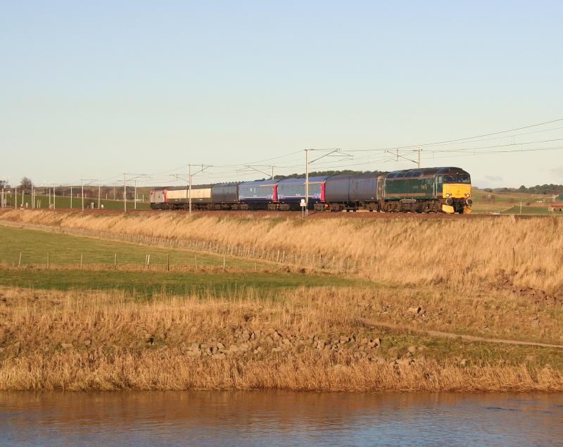 Photo of FGW 57603 and VT 57302 Float Viaduct November 2009