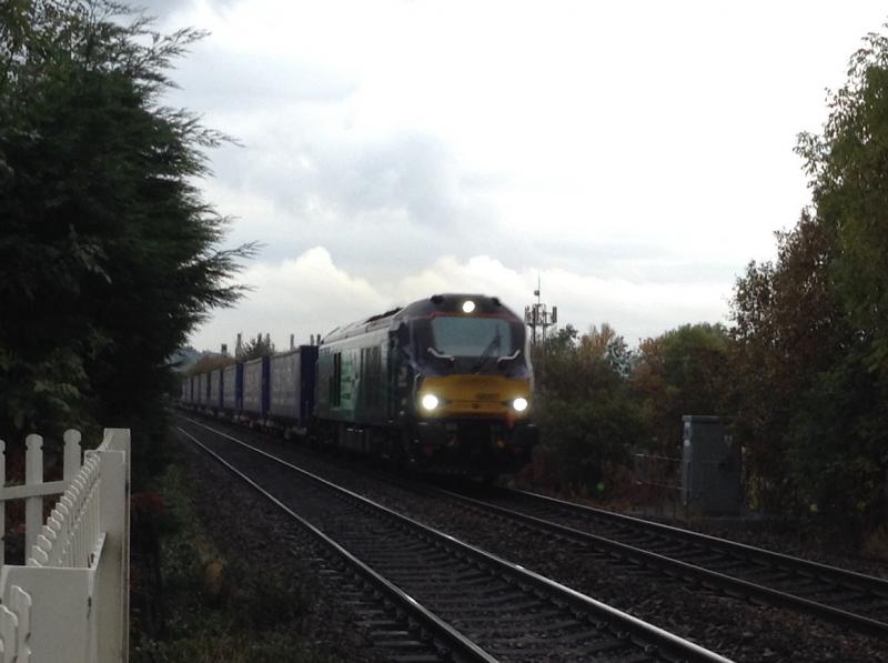 Class 68: Class 68 68007 Valiant through Stirling at 17.12 today 09/10/14 Photo of Class 68