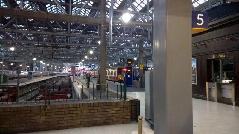 318 254 at Glasgow Central High Level: 318 254 sits at Glasgow Central High level. I'm guessing it's doing driver training runs on the Whifflet line, as I have seen it on the line a lot of times that week. Photo of 318 254 at Glasgow Central High Level